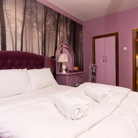 3br House Near Nisantasi Daire